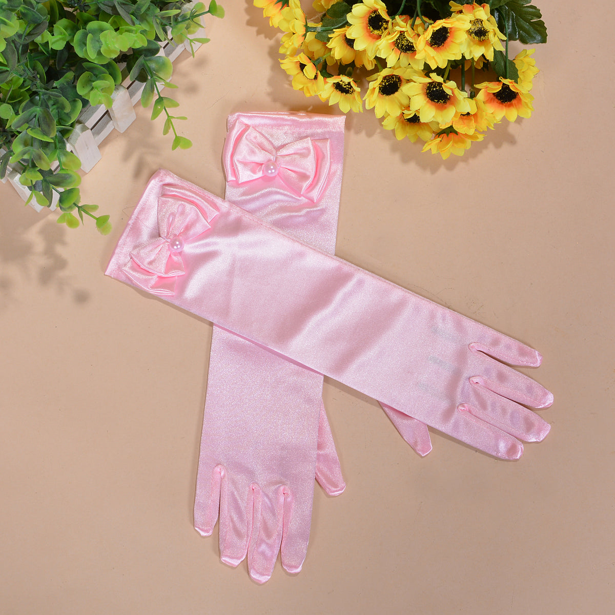 Girls Holy Communion Flower Girl Gloves in 11 Colours 4-8 Years